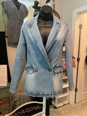 Women's Light Blue Denim Blazer Jacket - Casual Tailored Jean Coat